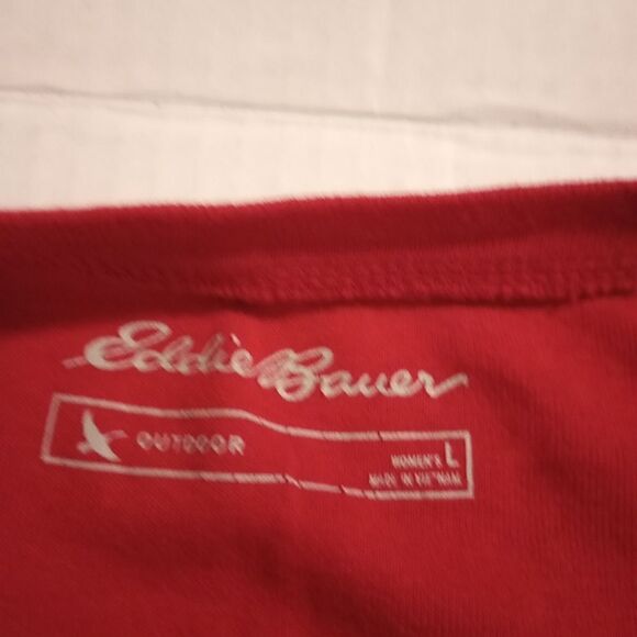 Two Eddie Bauer long sleeve tee shirts - Picture 3 of 7